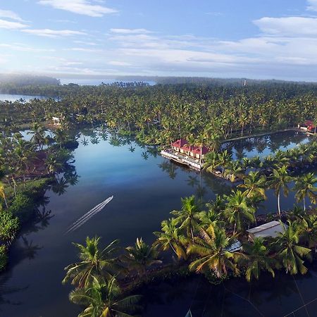 Munroe Island Lake Resort Mundrothuruth Екстериор снимка