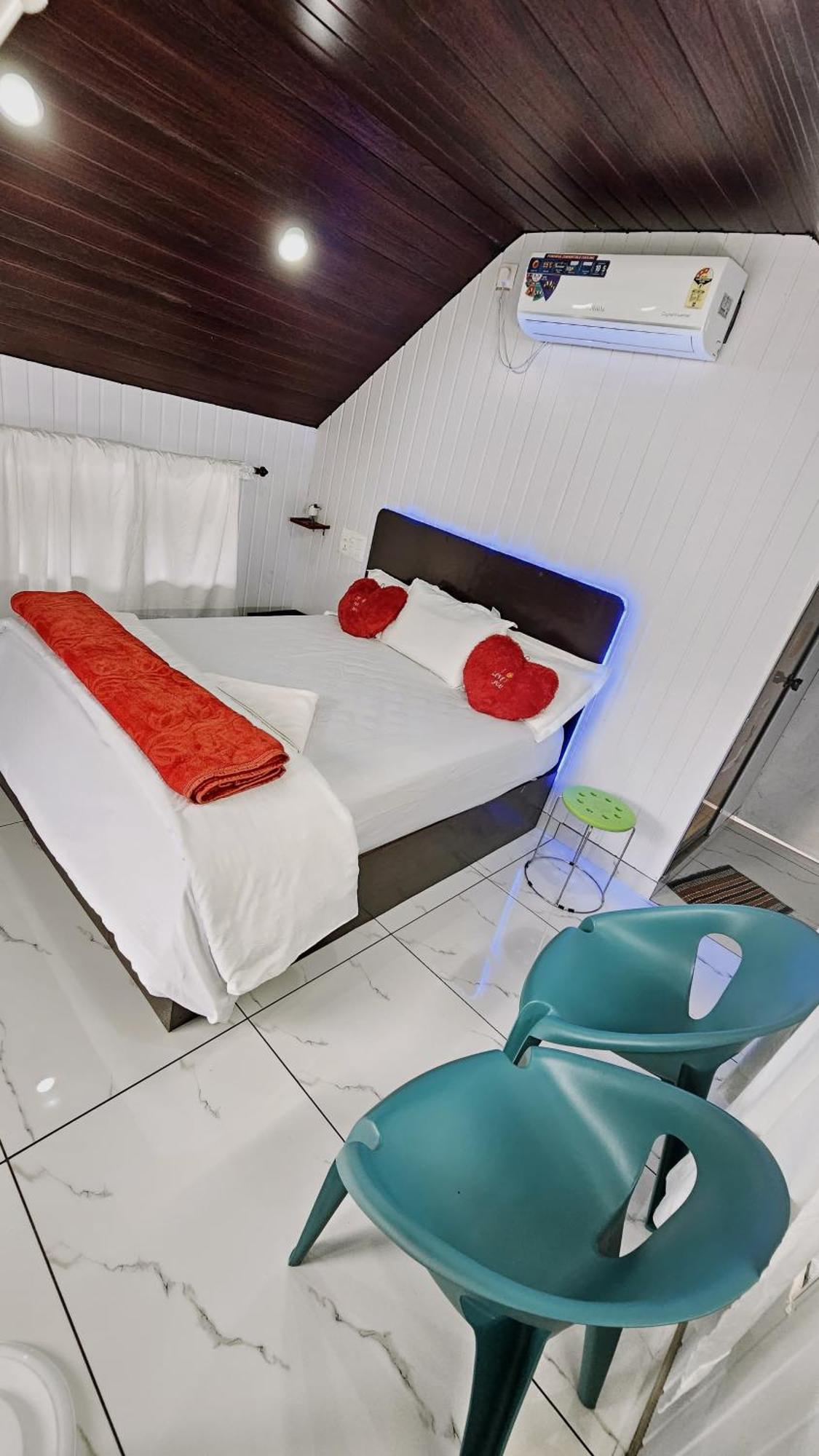Munroe Island Lake Resort Mundrothuruth Екстериор снимка